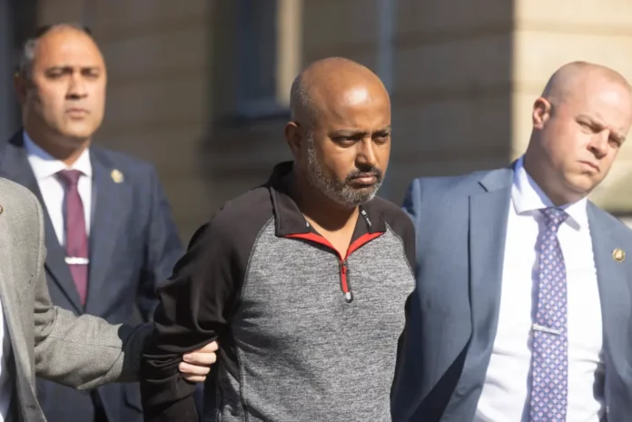 Asif Qureshi, de 53 años, está acusado de matar a su exesposa Aleena Asif.Newsday