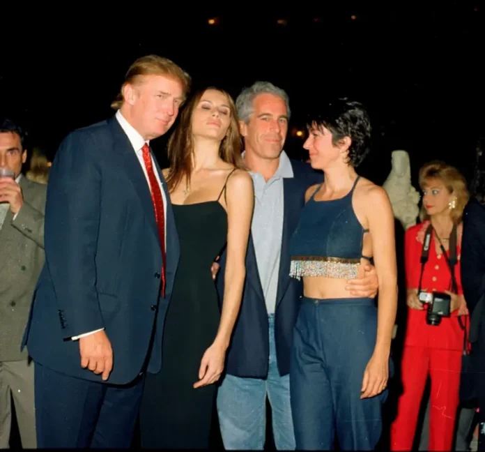 Melania fue fotografiada junto a Epstein y Ghislaine Maxwell en varios eventos durante la década de 1990 y principios de la de 2000.Imágenes de Getty